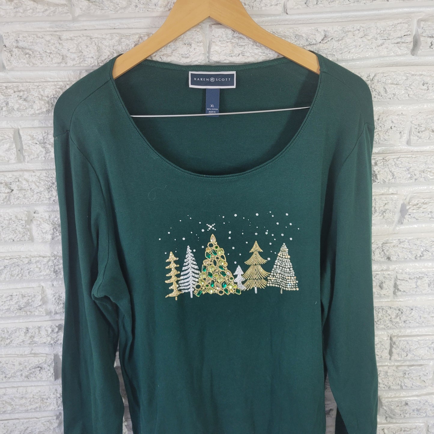 Karen Scott Women's XL Green Christmas T-Shirt Embroidered Rhinestone GRE49XE