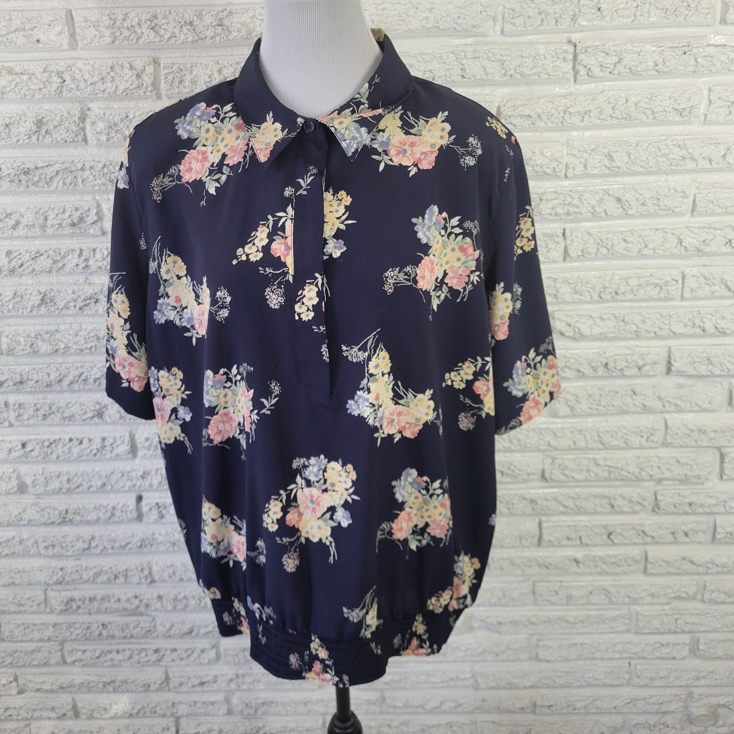 Alfred Dunner Women's 22W Blue Yellow Floral Peplum Top Button Collared FLO20E