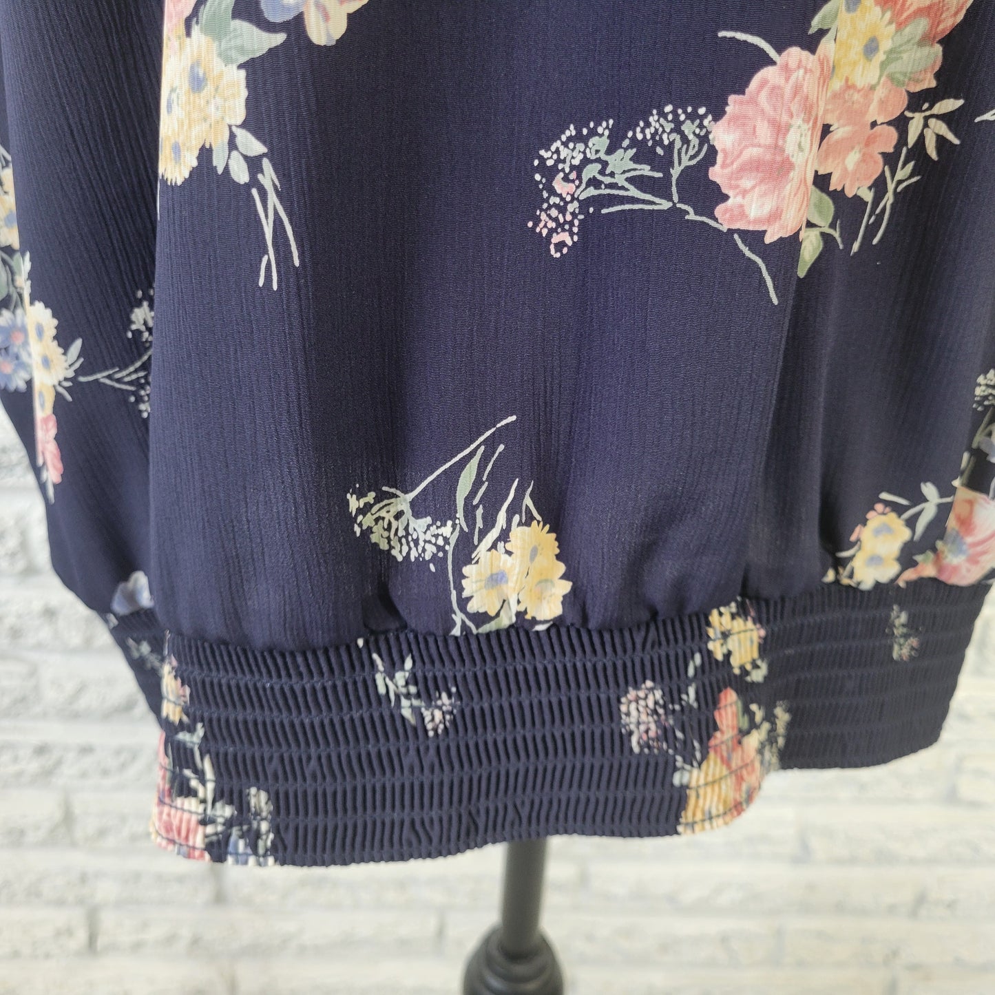 Alfred Dunner Women's 22W Blue Yellow Floral Peplum Top Button Collared FLO20E