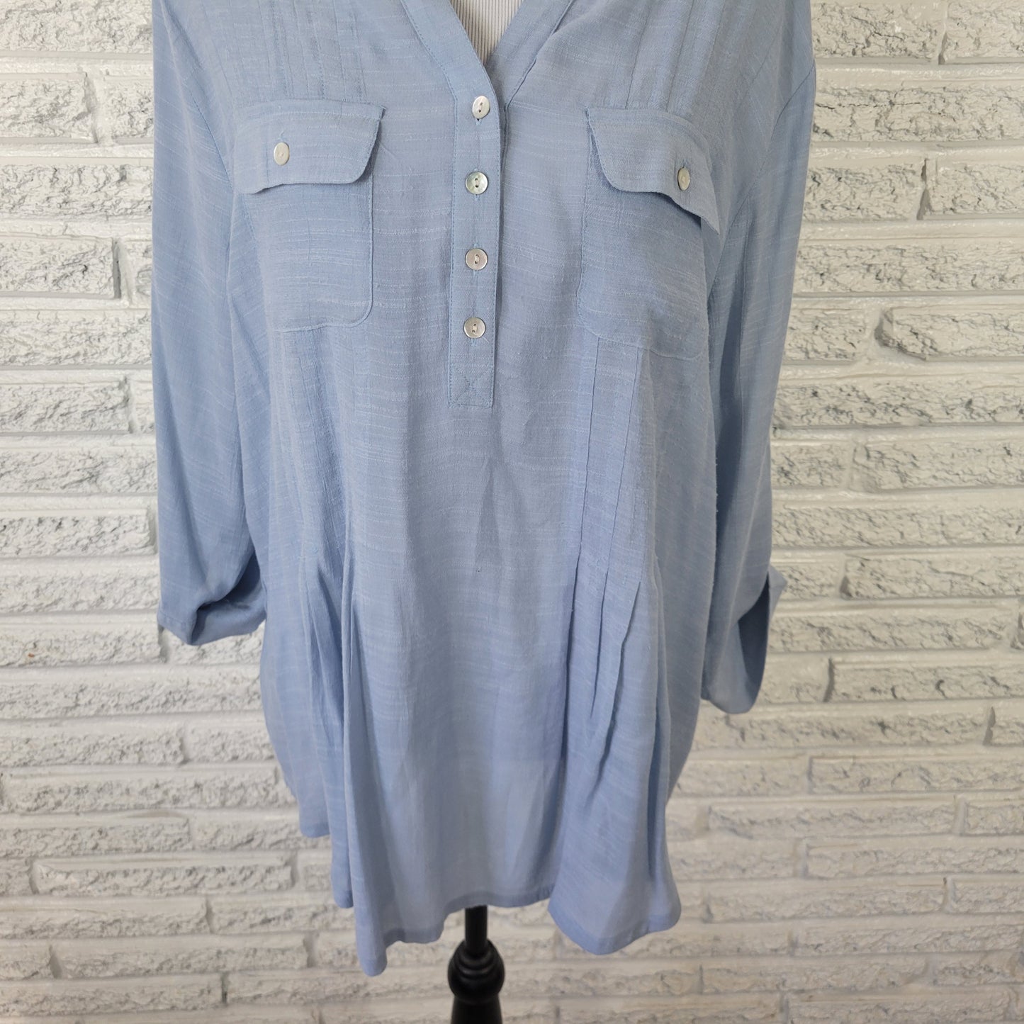 Ruby Rd Women's XL Blue Button-Up Top V-Neck Long Roll Tab Sleeve BLU154E