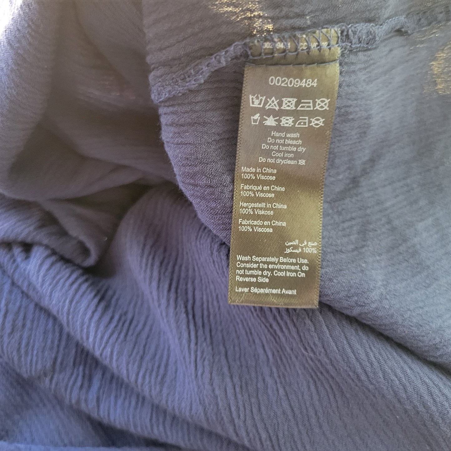 Avenue 22/24 Plus Size Blue Viscose Tunic Pintuck Roll Tab Sleeve BLU285E
