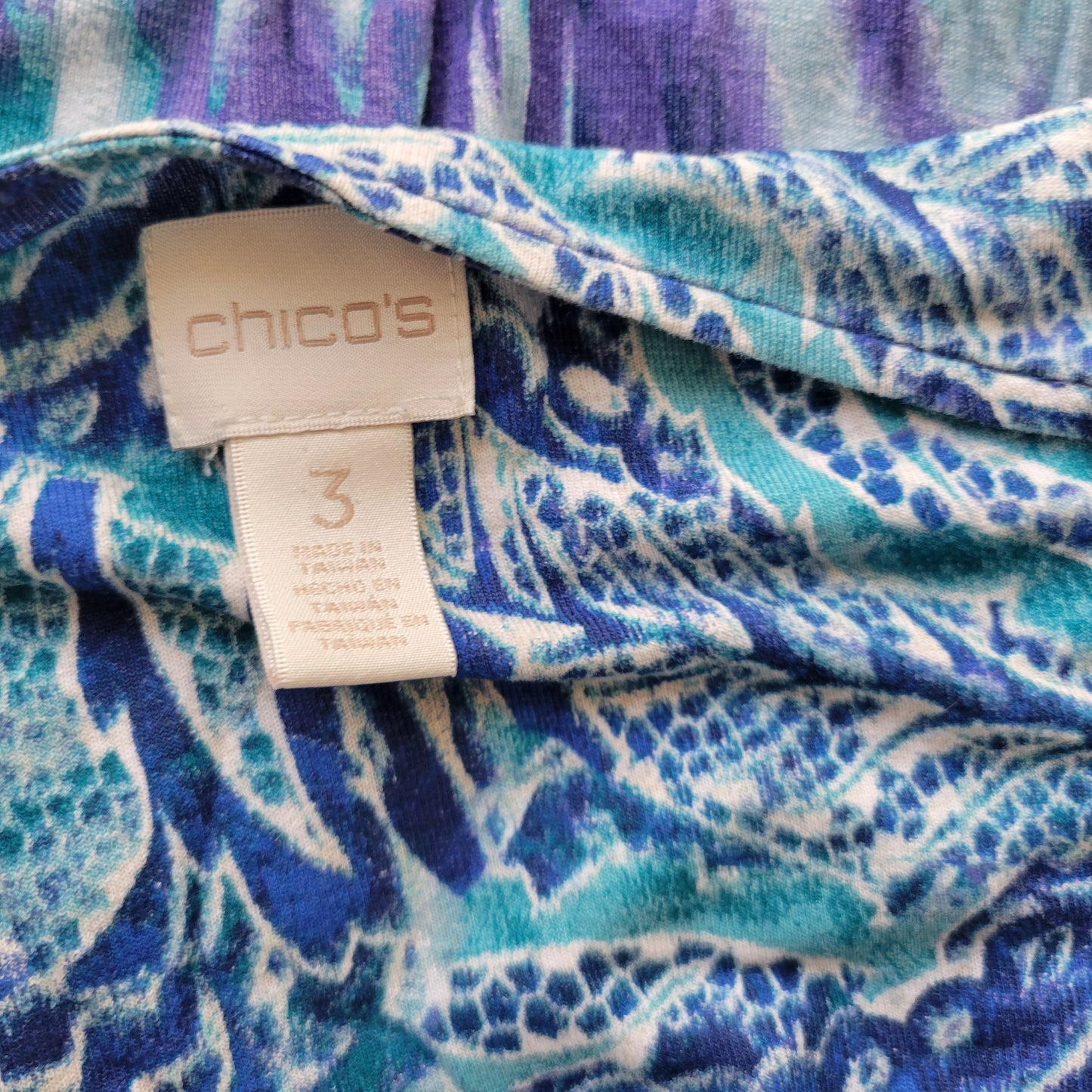 Chico's Women's XL Top Blue White Paisley V-Neck Long Sleeve Stretch PAI18E