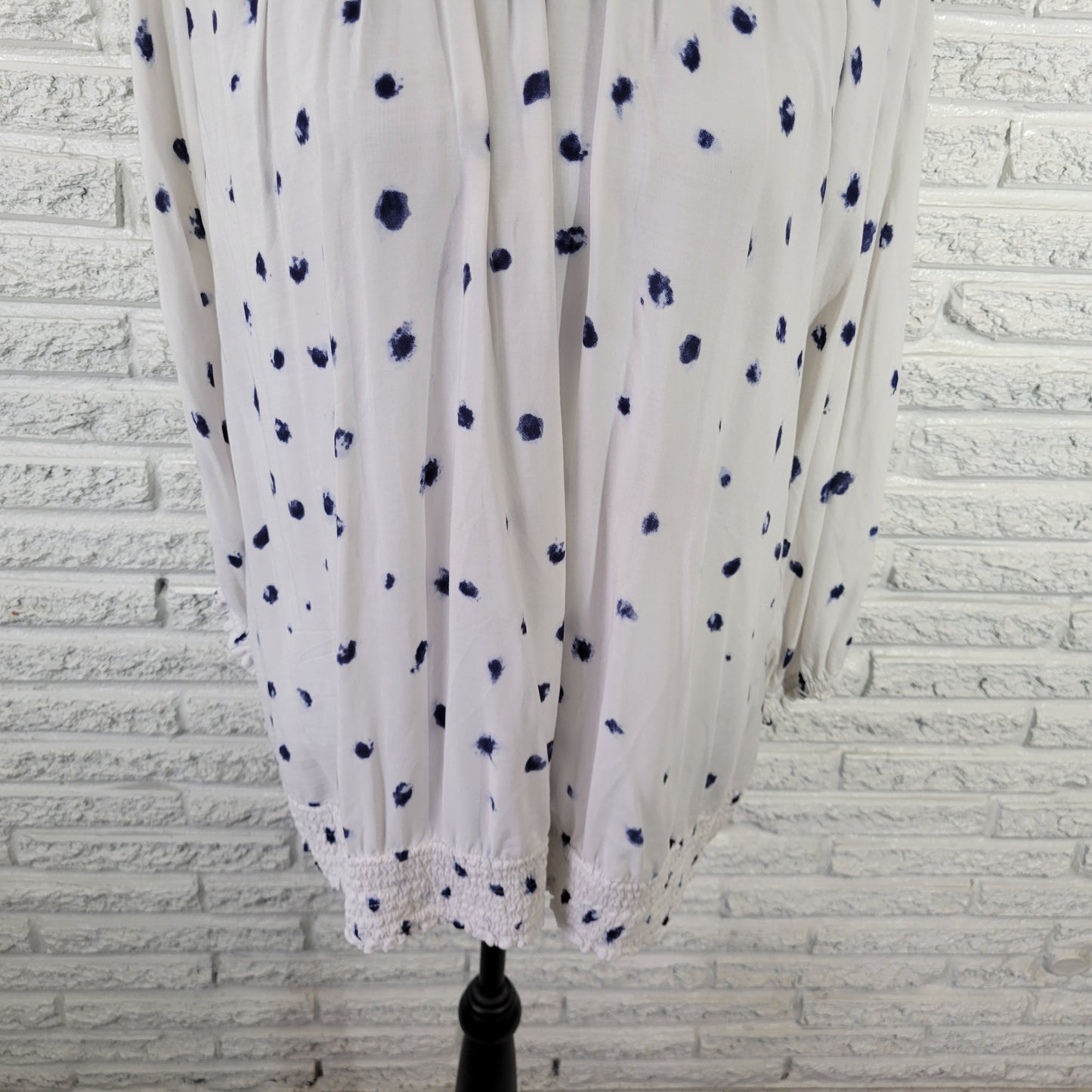 Fred David 2X Women's Top White Blue Watercolor Print Boat Neck WAT22E