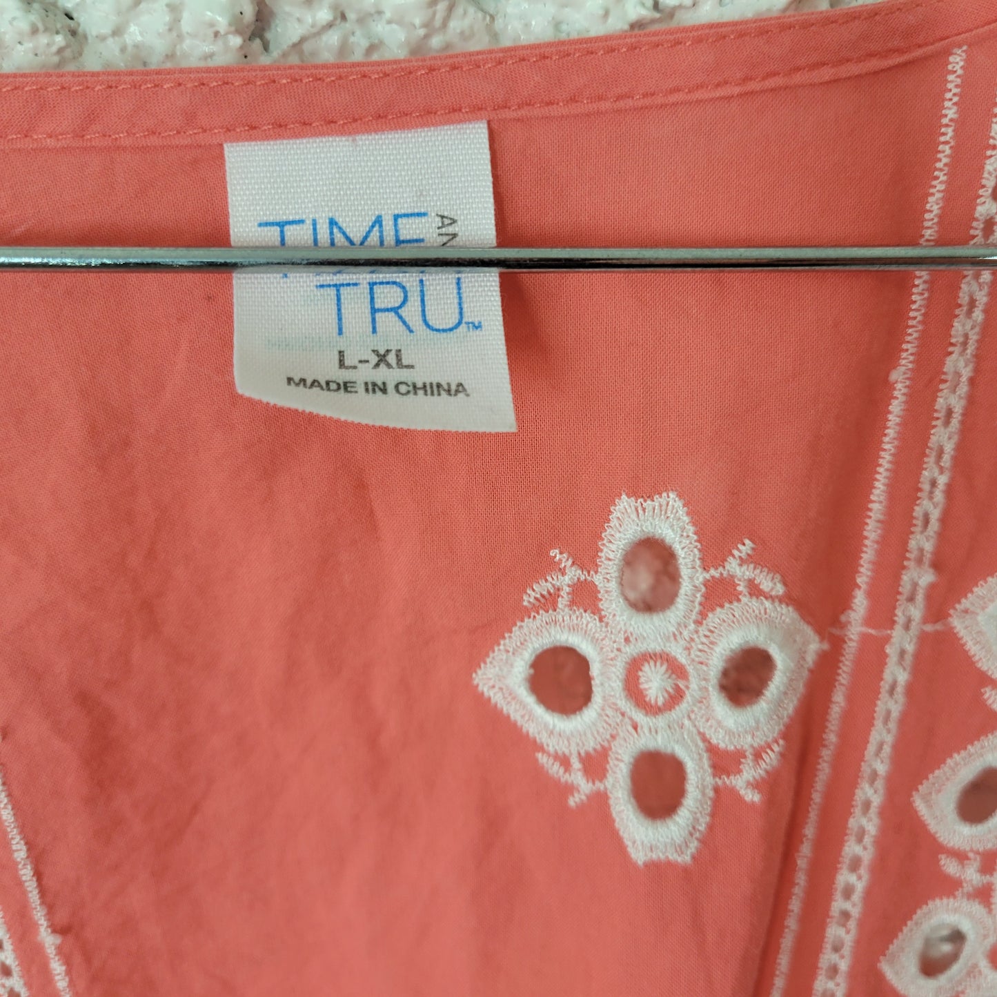 Time and Tru Women's L XL Pink Cotton Embroidered Eyelet Sleeveless PIN30E