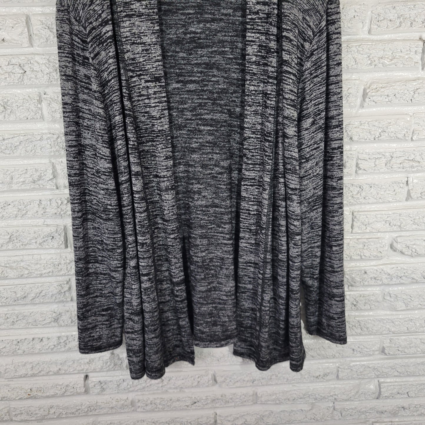 Falls Creek Women's XL Cardigan Black Marled Open Front Knit Long Sleeve BLA62E