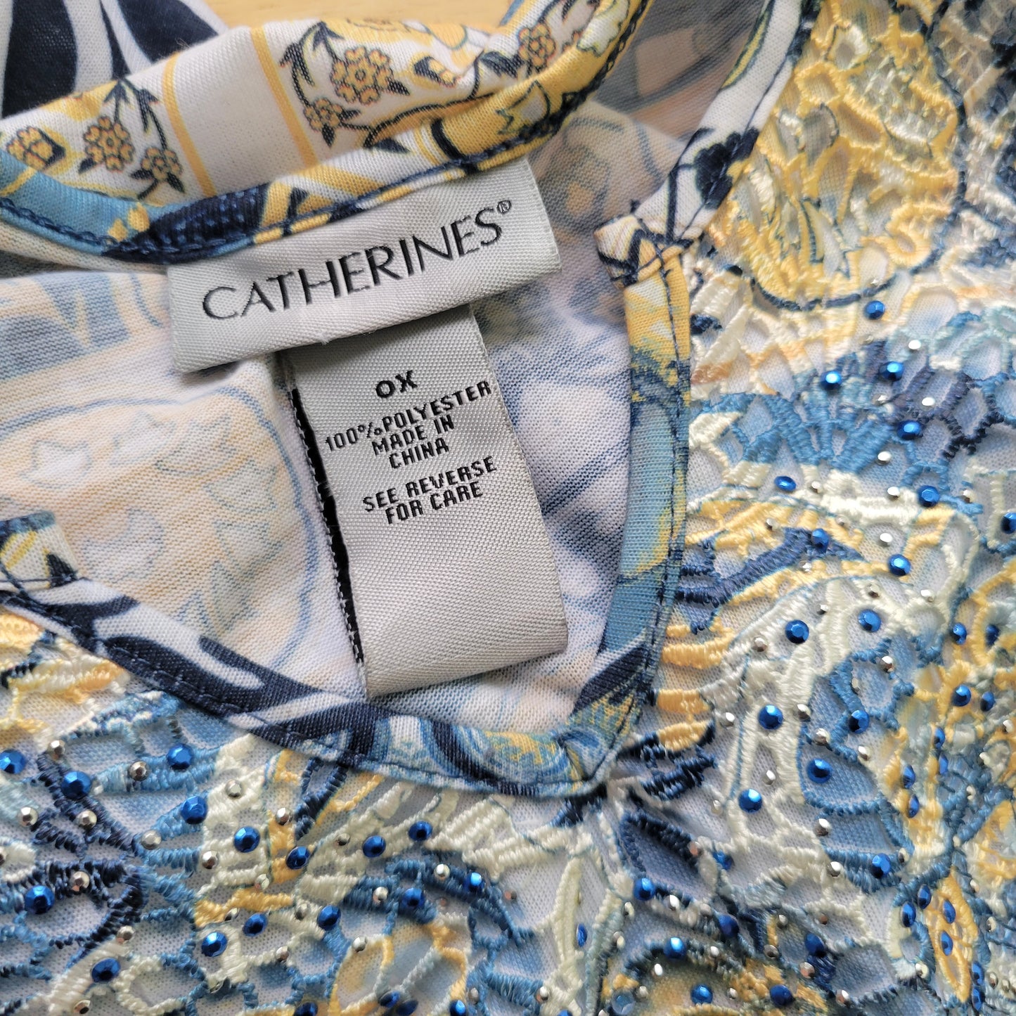 Catherines Womens 0X Top Blue Yellow Geometric Embroidered Studded FLO332E