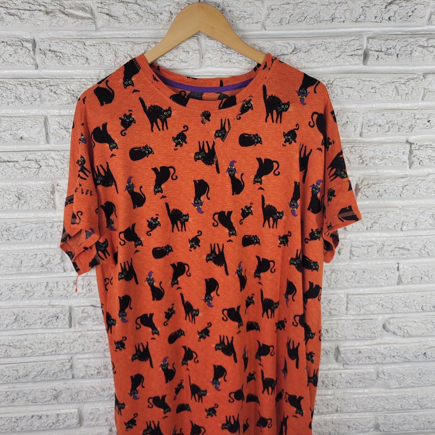 Celebrate Womens XL Halloween Pajama Top Orange Cat Print Short Sleeve ORA22XE
