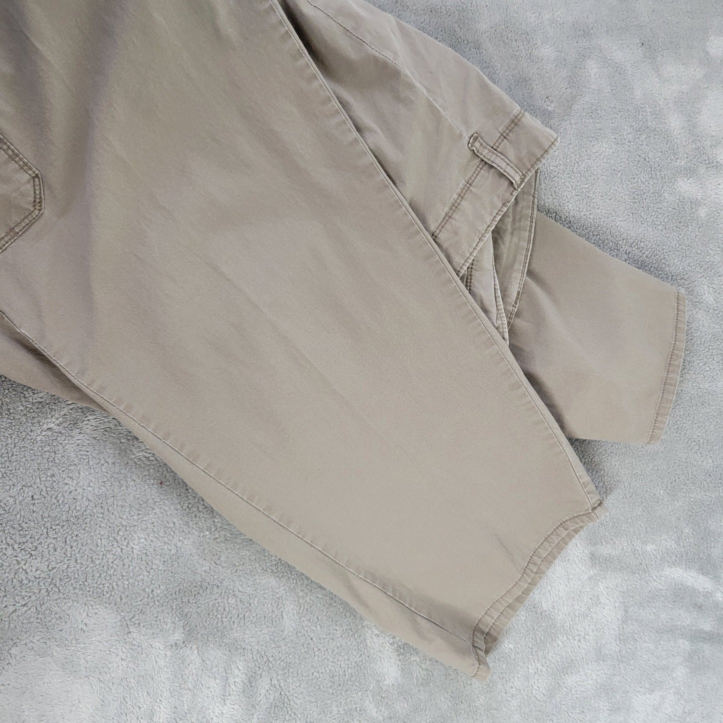 Liz Claiborne 18 Women's Capri Pants Tan Cotton Blend Straight Leg BRO21E