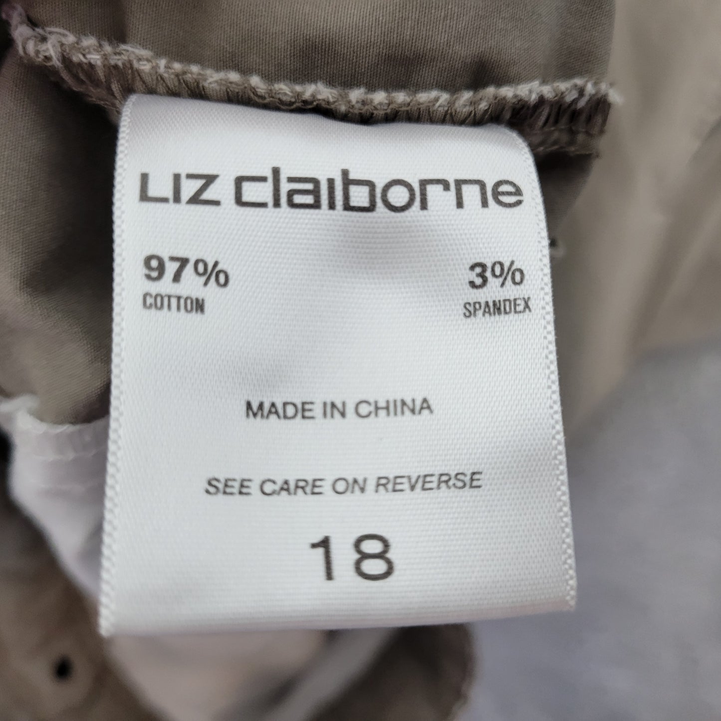 Liz Claiborne 18 Women's Capri Pants Tan Cotton Blend Straight Leg BRO21E