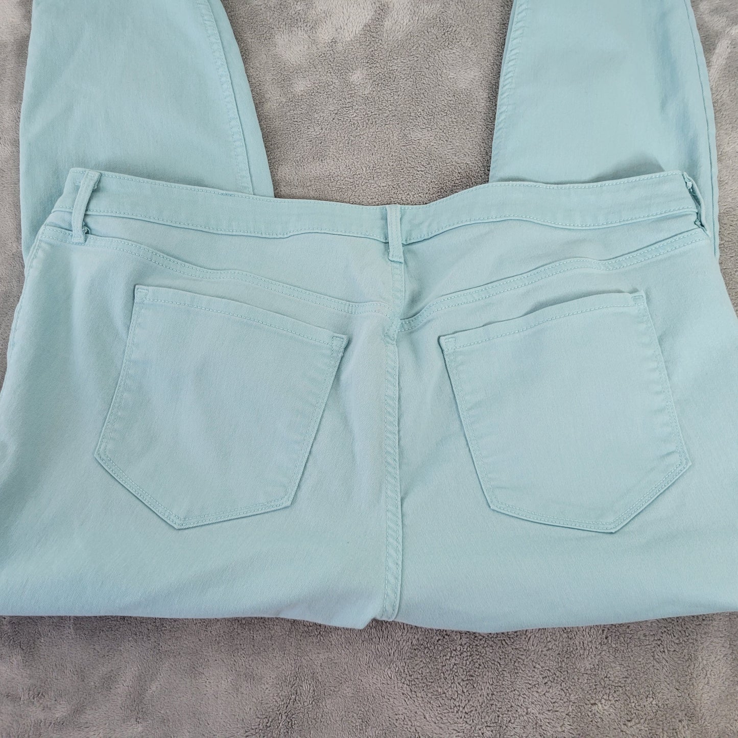 Old Navy Women's 24 Plus High Rise Super Skinny Jeans Baby Blue SKI3E