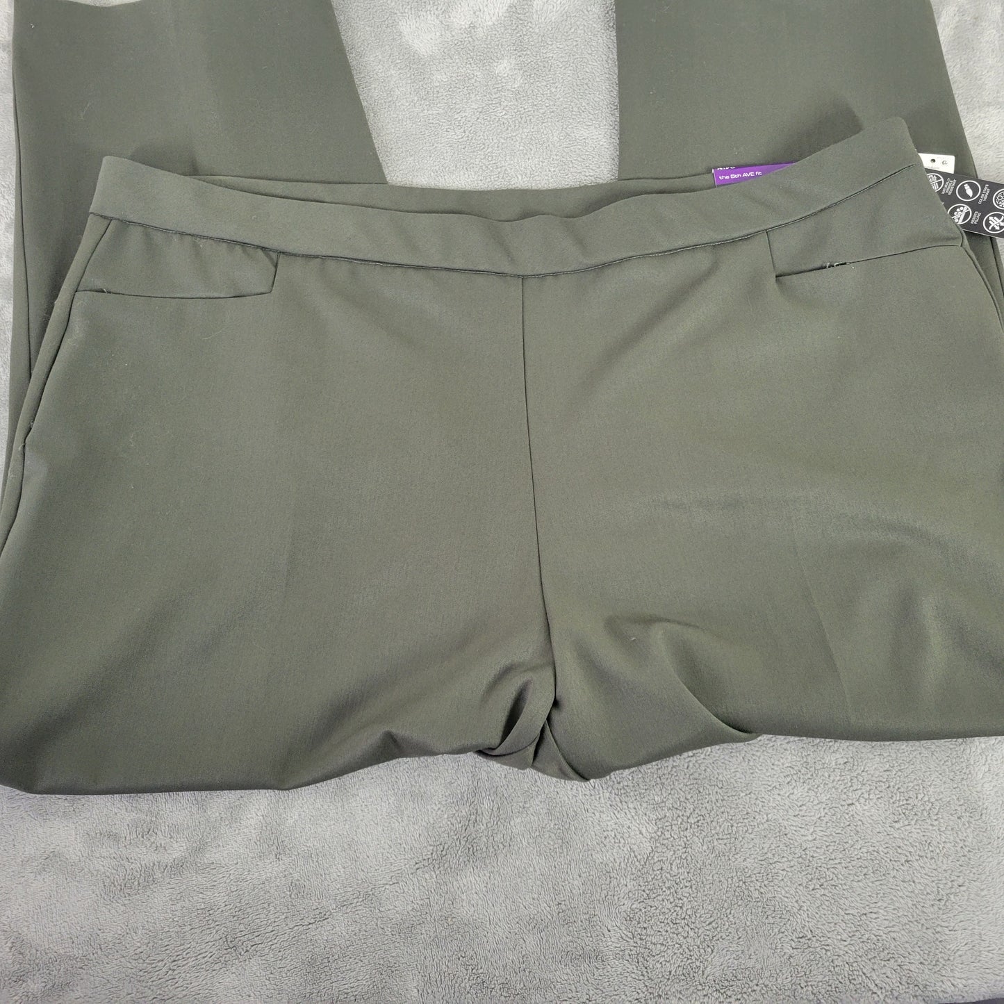 Investments 5th Avenue 24W Pants Green Flare Capri Cropped Elastic Waist GRE28E