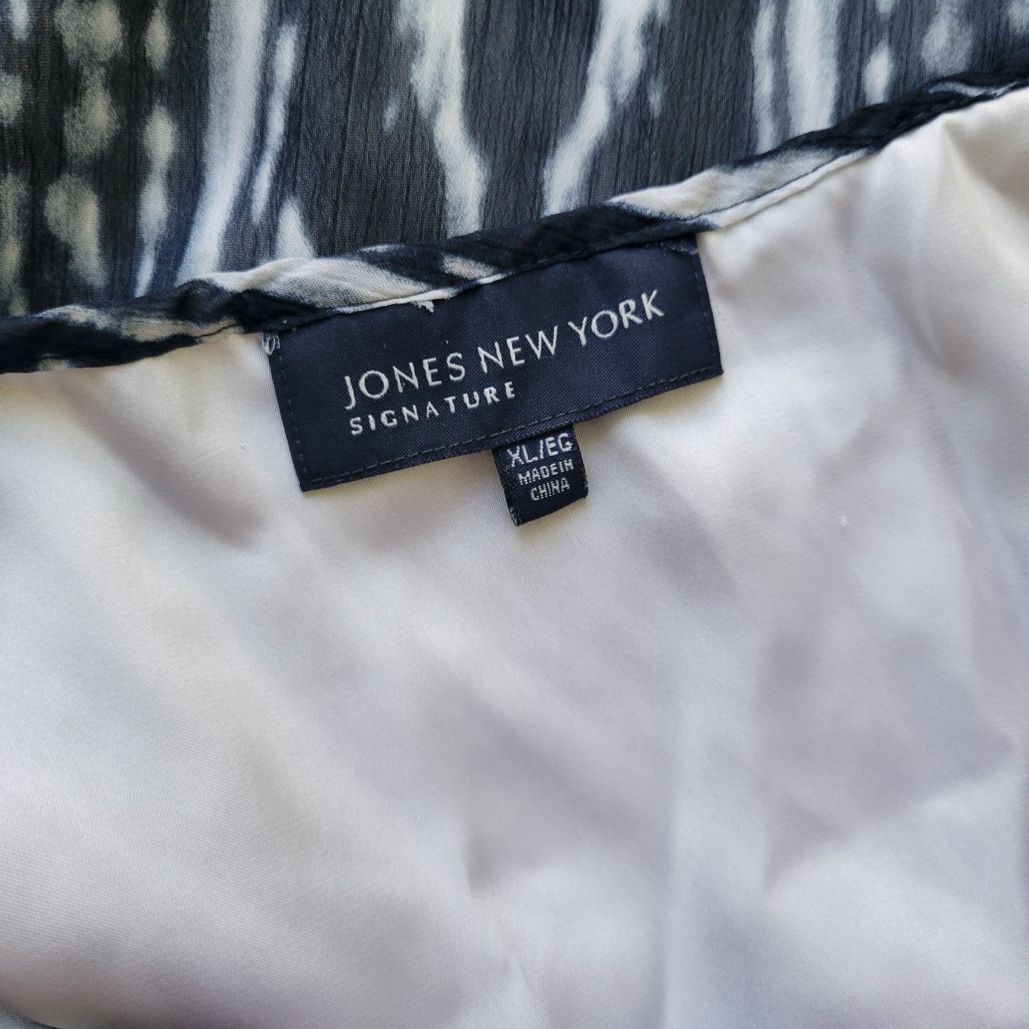 Jones New York XL Top Blue Watercolor Keyhole Blouse Sheer Sleeve Lined WAT1E