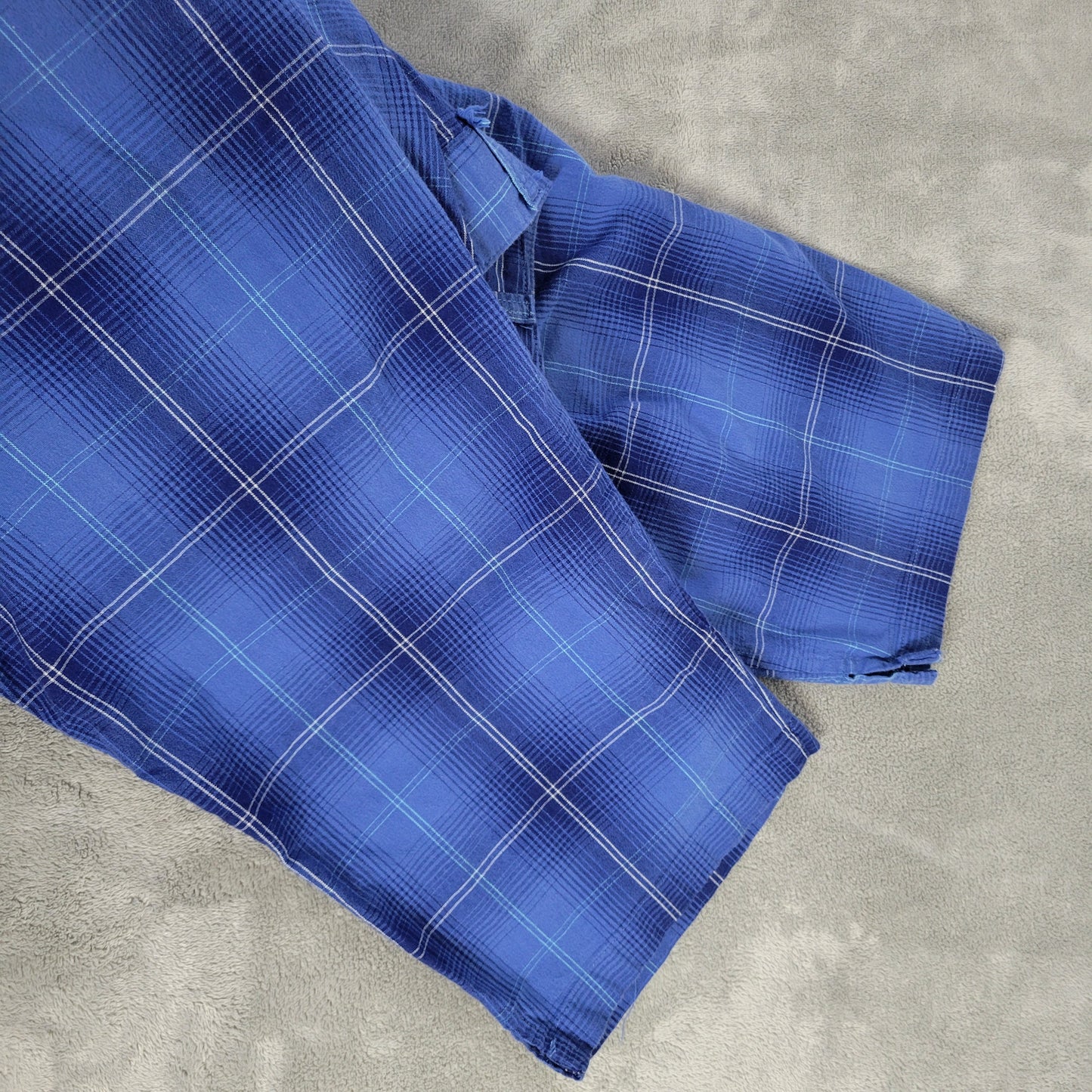 Cherokee Women’s Size 18W Capri Pants Blue Plaid Stretch Straight Leg PLA12E