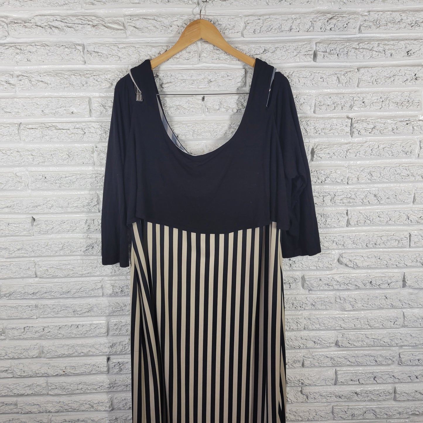 Ashley Stewart Dress 22/24 Black Striped Midi Cold Shoulder 3/4 Sleeve STR92E