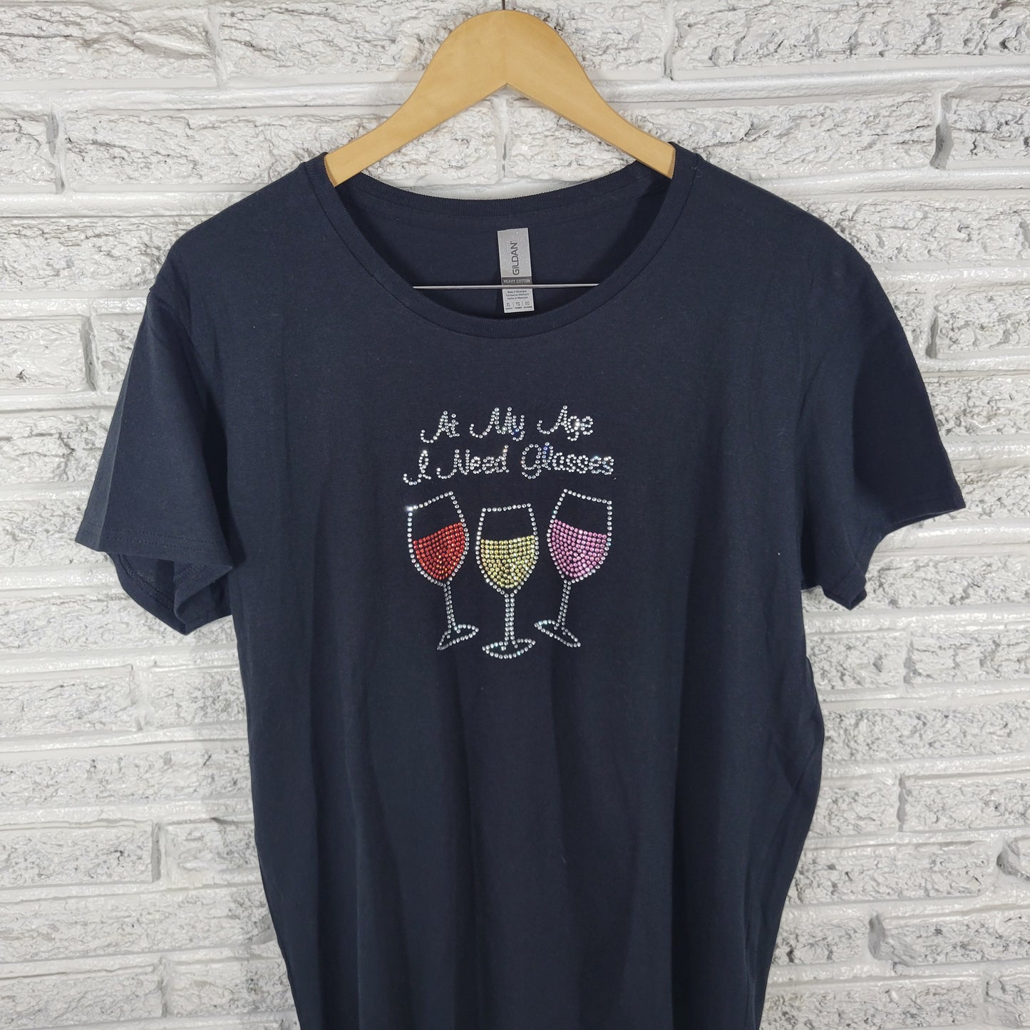 Gildan Womens Black Wine Glass Tee XL Rhinestone Sparkle Short Sleeve BLA135E