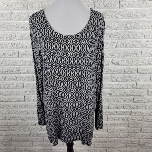 Old Navy Women's XL Tunic Top Black White Geometric Long Sleeve GEO274E