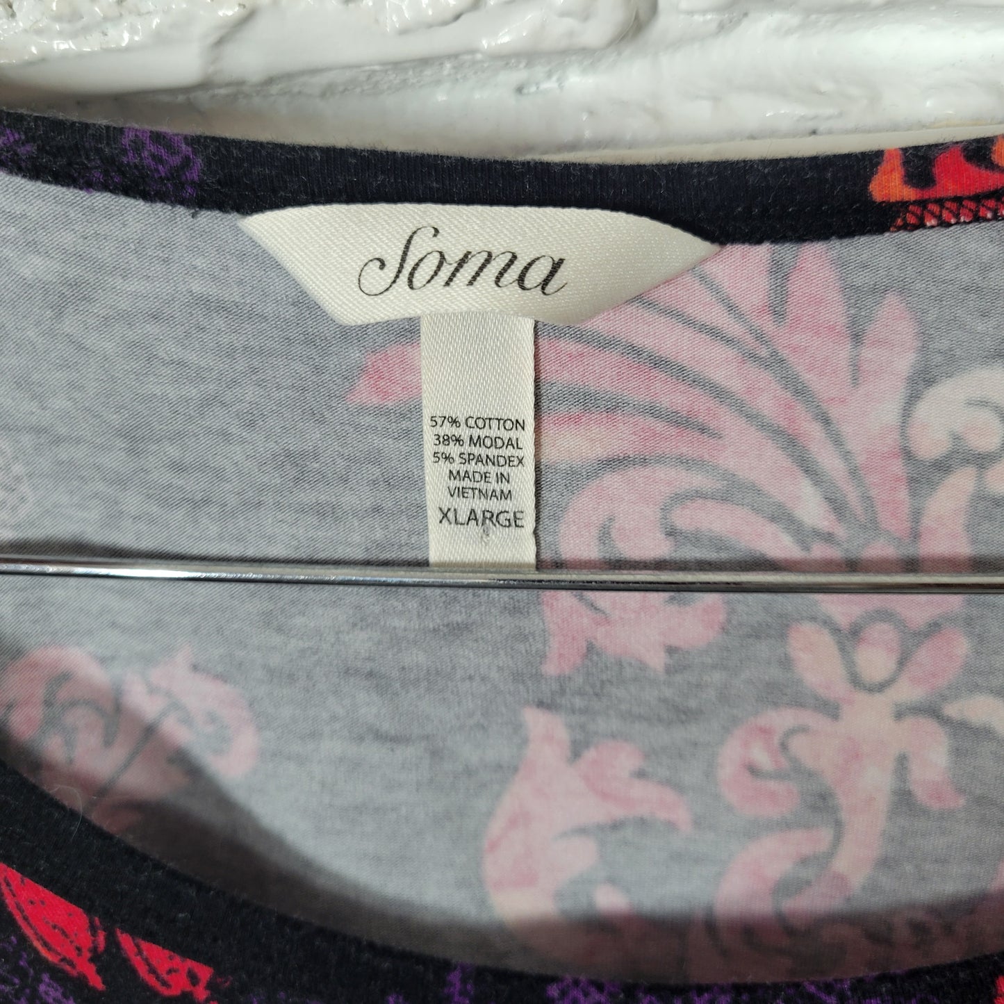 Soma Women's XL Floral Tunic Top Black Purple Red Cotton Blend FLO111E