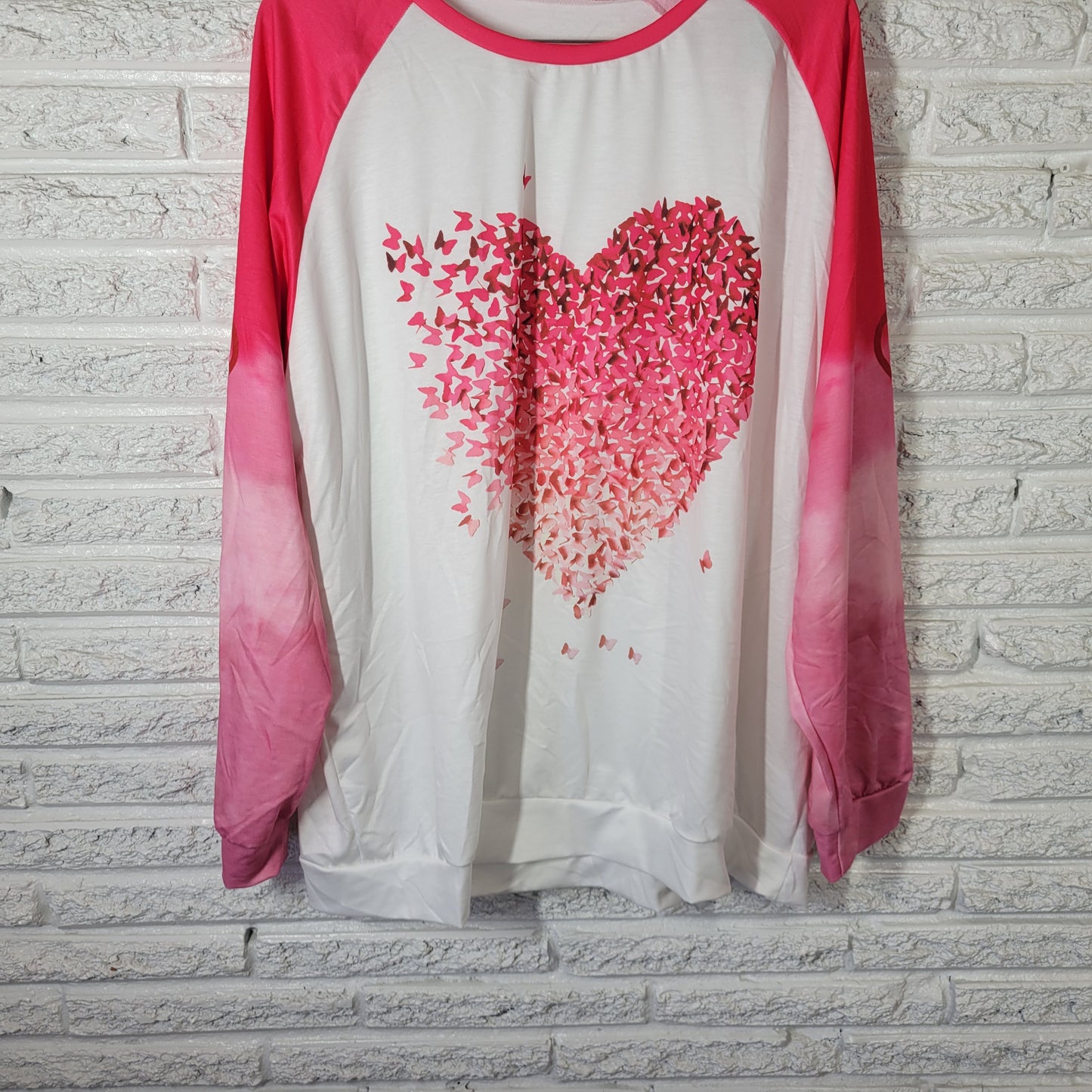 Valentine's Day Women's 5XL Tee Ombre Pink Butterfly Heart Long Raglan E1E