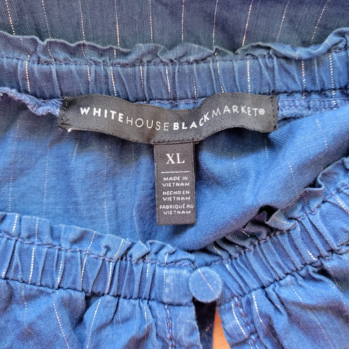 White House Black Market XL Blue Silver Metallic Stripe Keyhole Top BLU249E
