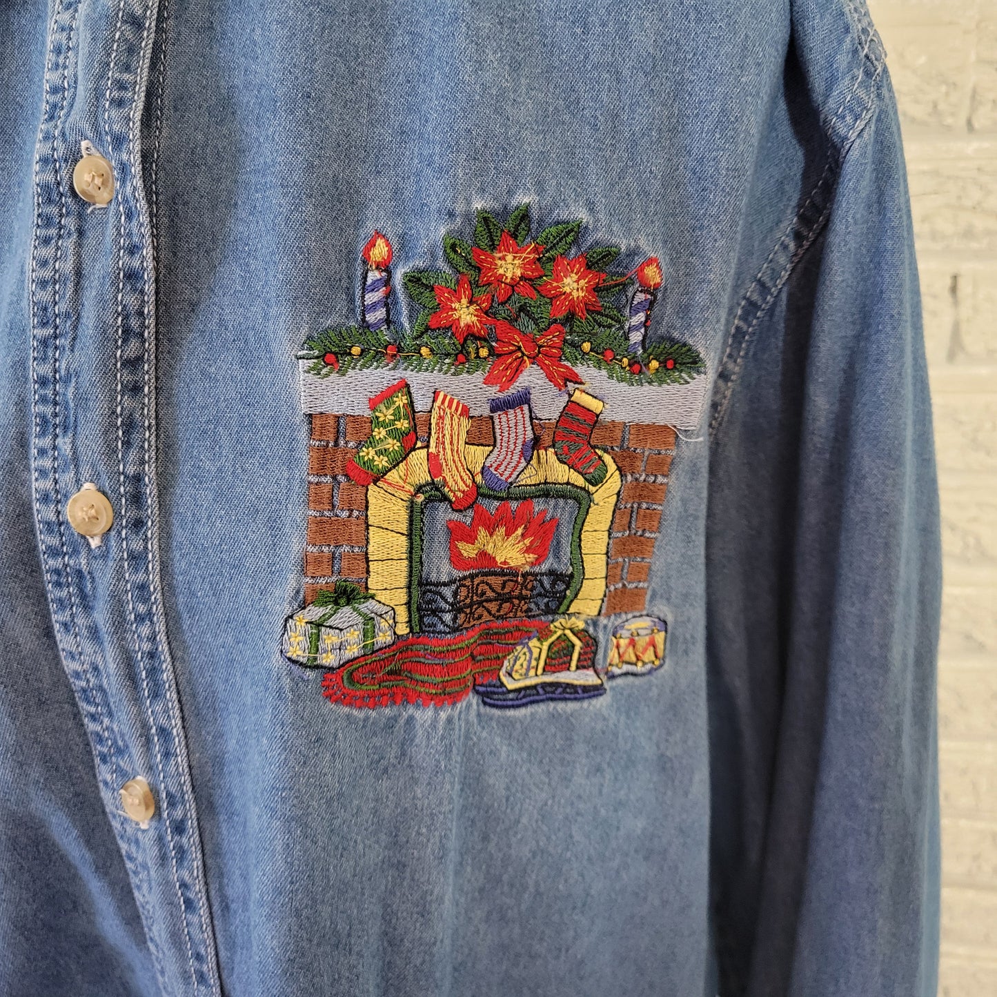 Bobbie Brooks XL Christmas Denim Shirt Blue Cotton Embroidered Button Up D3E