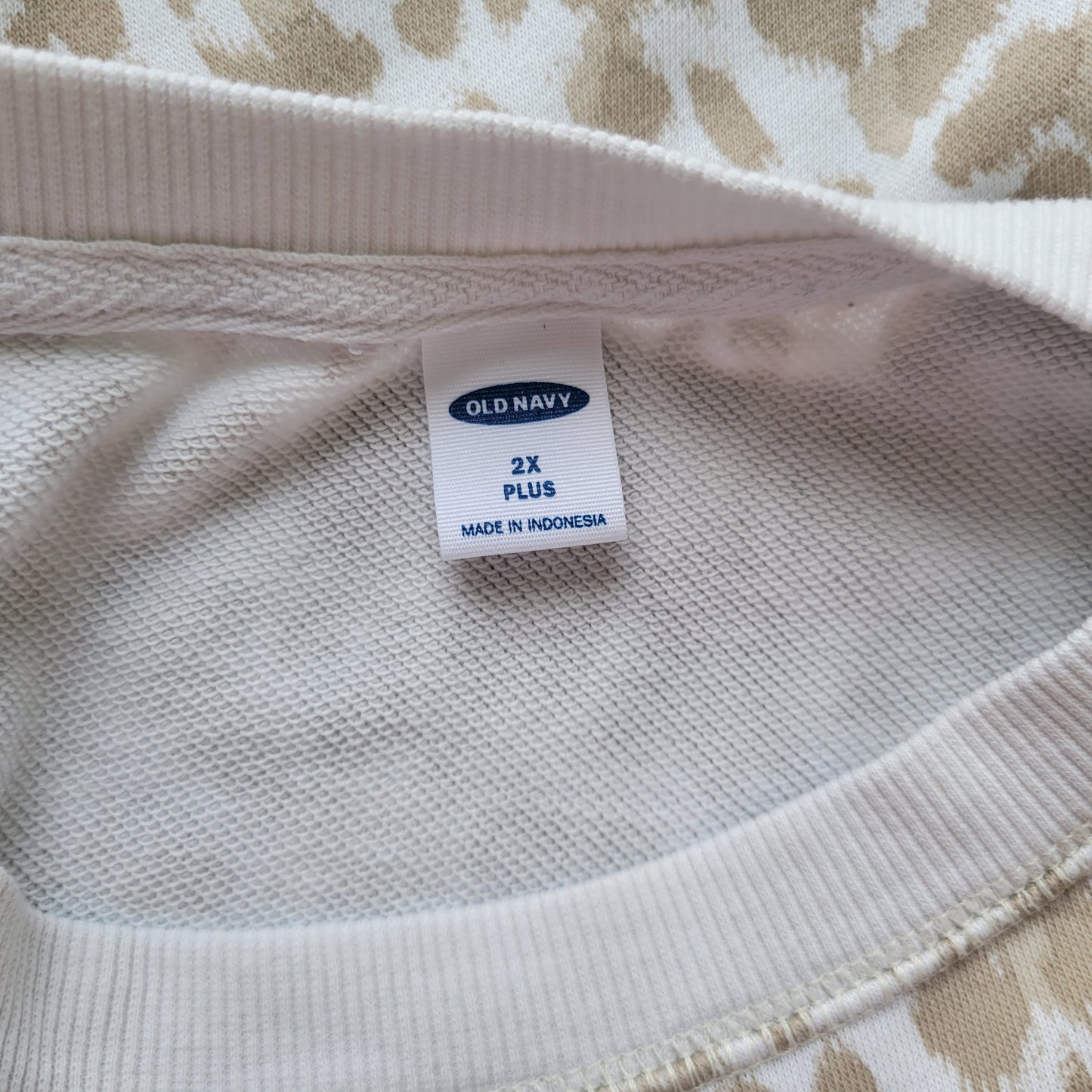 Old Navy Women's 2X Plus Tan White Animal Print Sweatshirt Cotton Blend SWE186E