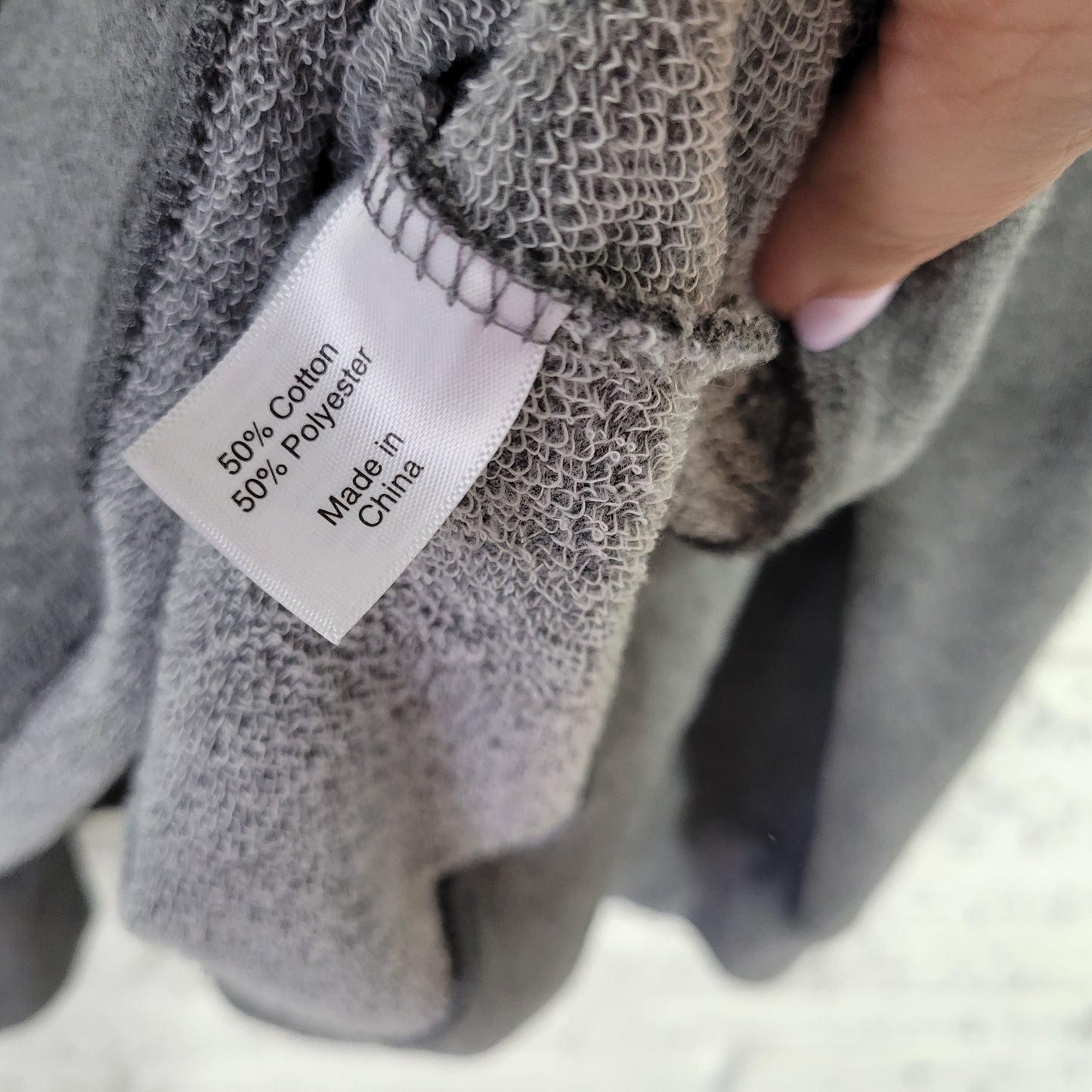 Lane Bryant Women's 22/24 Gray Sweatshirt Snowflake Applique Long Sleeve SWE184E