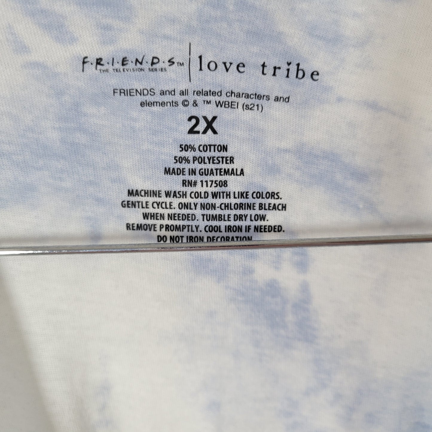 Friends Women's 2X Plus Blue Tie Dye T-Shirt Cotton Blend Crew Neck TV TIE40E