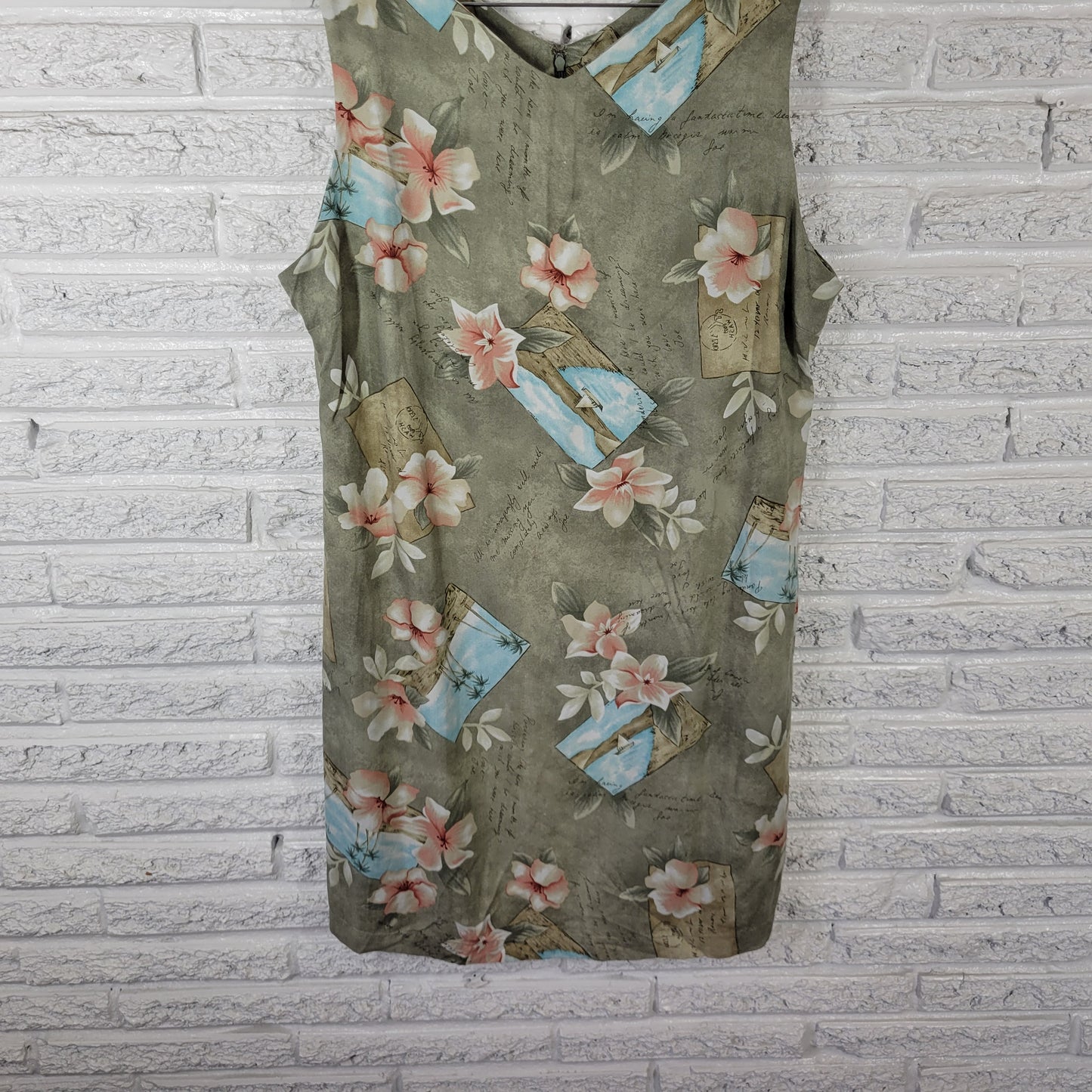 Caribbean Joe Women's XL Green Pink Floral V-Neck Sleeveless Shift Dress FLO30XE