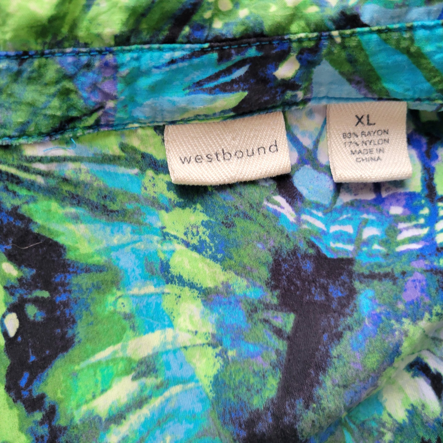 Westbound Women's XL Top Blue Green Butterfly Print Rayon Button Up E4E
