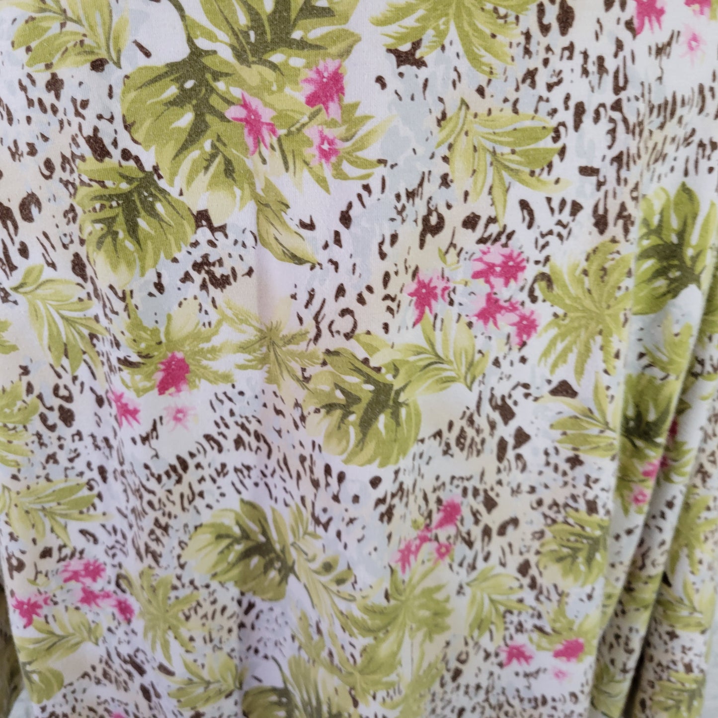 Palm Harbour Women's 2X Top Blouse Plus Green Pink Floral V-Neck FLO281XE