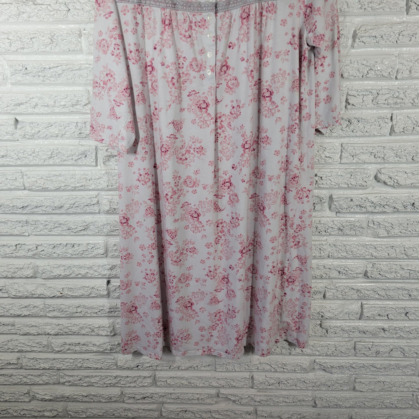 Aria Women's 1X Nightgown Pink White Floral Lace Trim 3/4 Sleeve FLO288E
