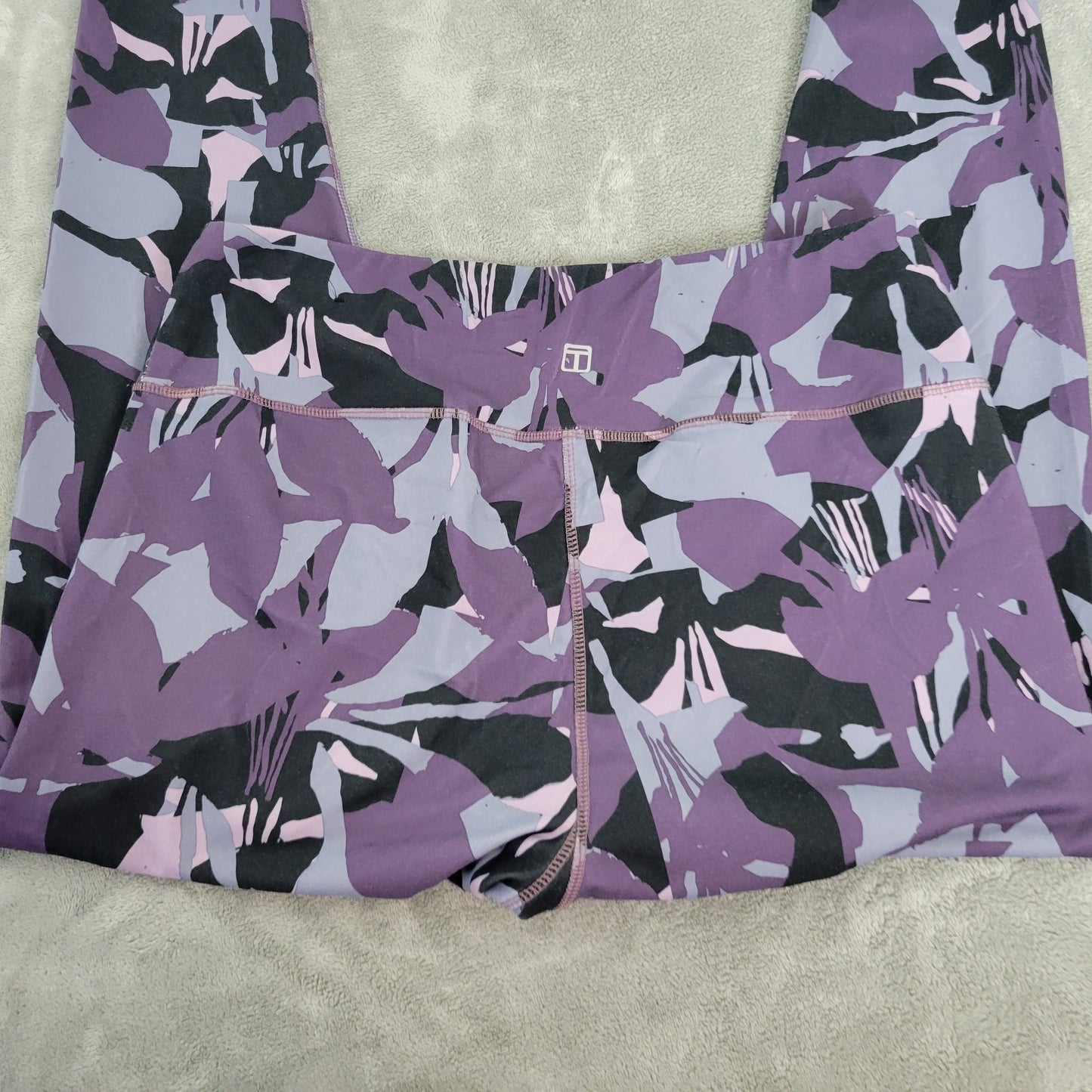 Tahari Women's XL Leggings Purple Blue Floral Activewear Yoga Pants FL031E