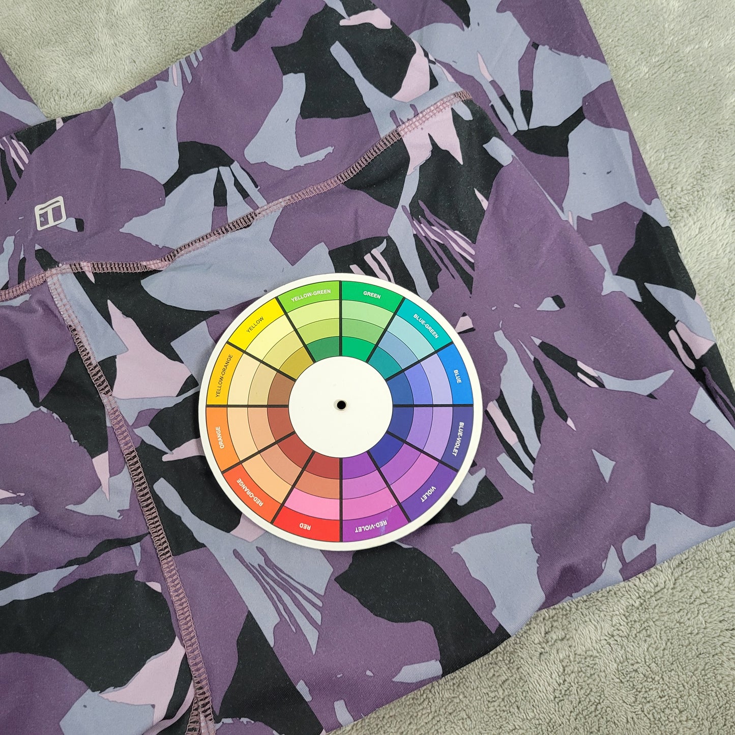 Tahari Women's XL Leggings Purple Blue Floral Activewear Yoga Pants FL031E