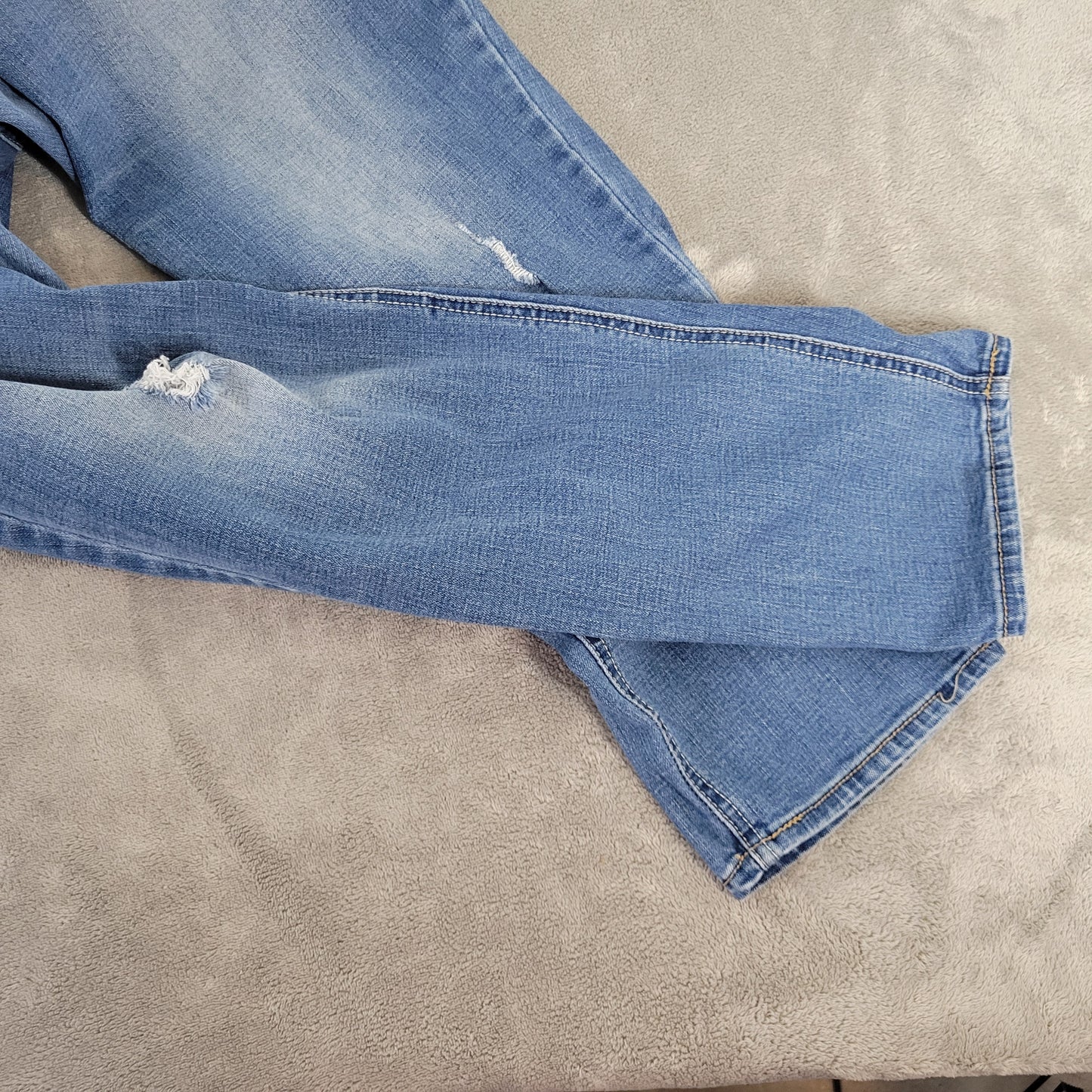 Cato Est 1946 Womens 22W Plus Size Jeans Medium Wash Distressed Straight SL63E