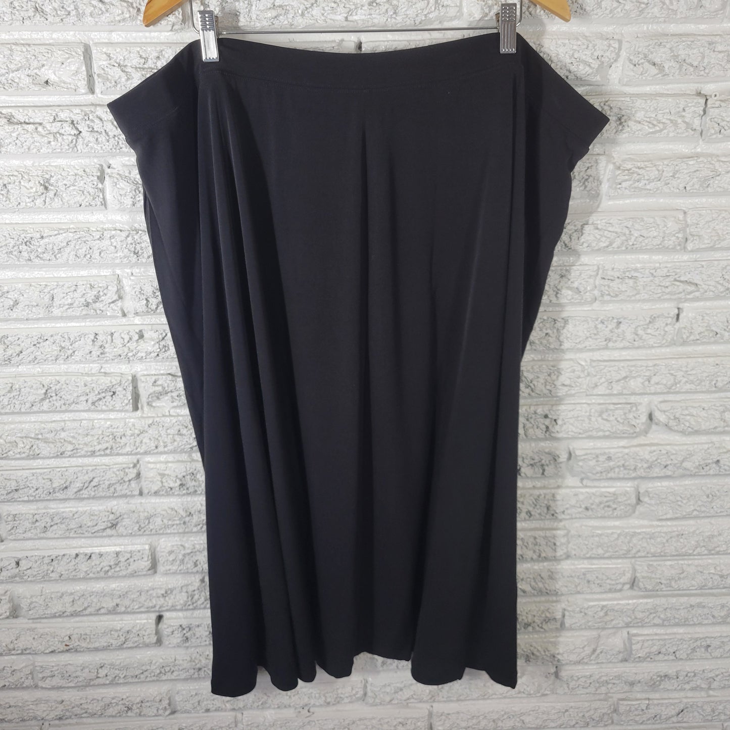 Woman Within Women's 3X Skirt Black A-Line Pull On Stretch Midi Plus BLA167E