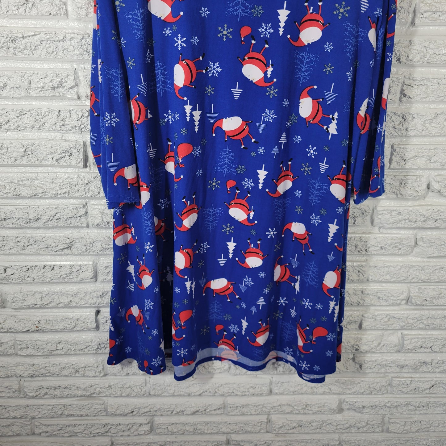 St. John's Bay XL Christmas Nightgown Blue Santa Claus Holiday Sleepwear NOV15XE