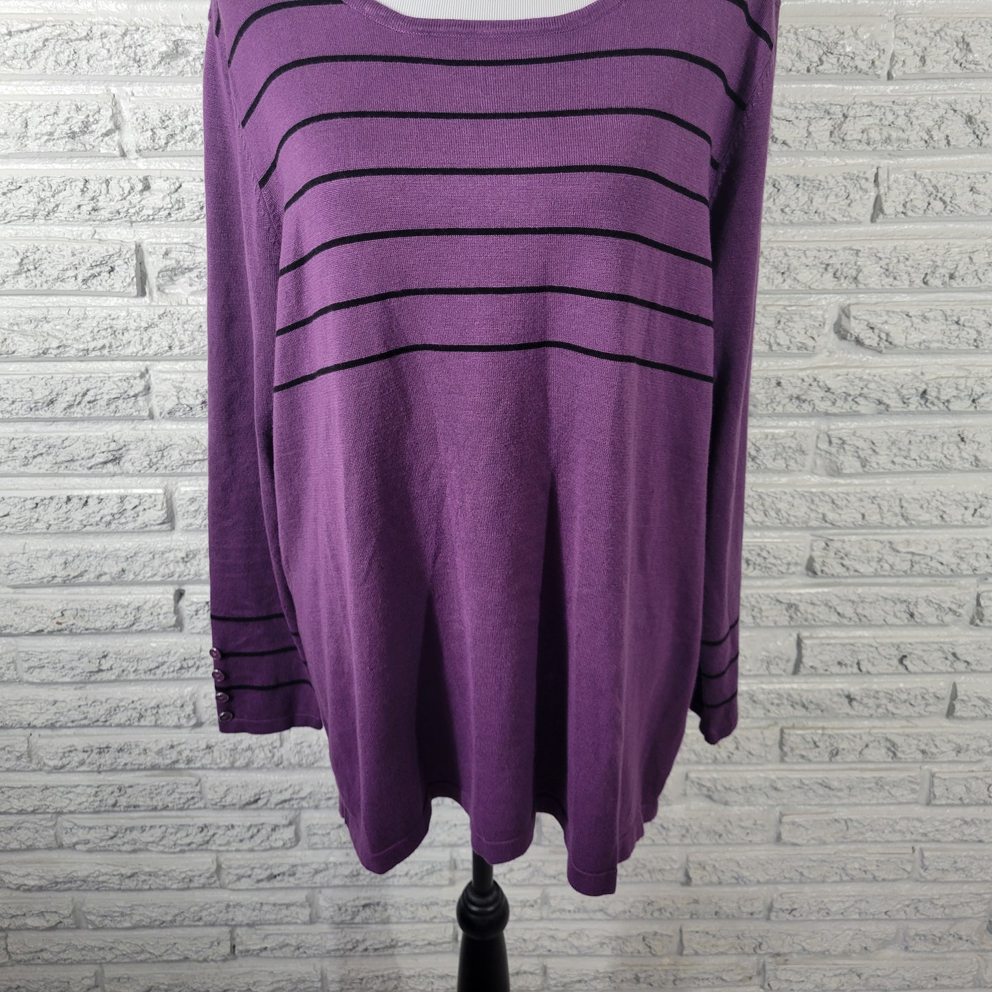 CJ Banks 1X Plus Sweater Lightweight Purple Black Striped Deco Button STR120E