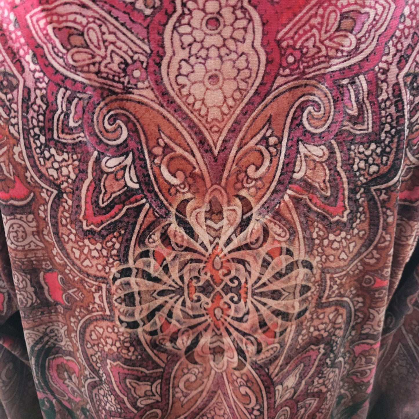 Christopher & Banks XL Burgundy Velour Paisley Geometric Rhinestone Top GEO290E