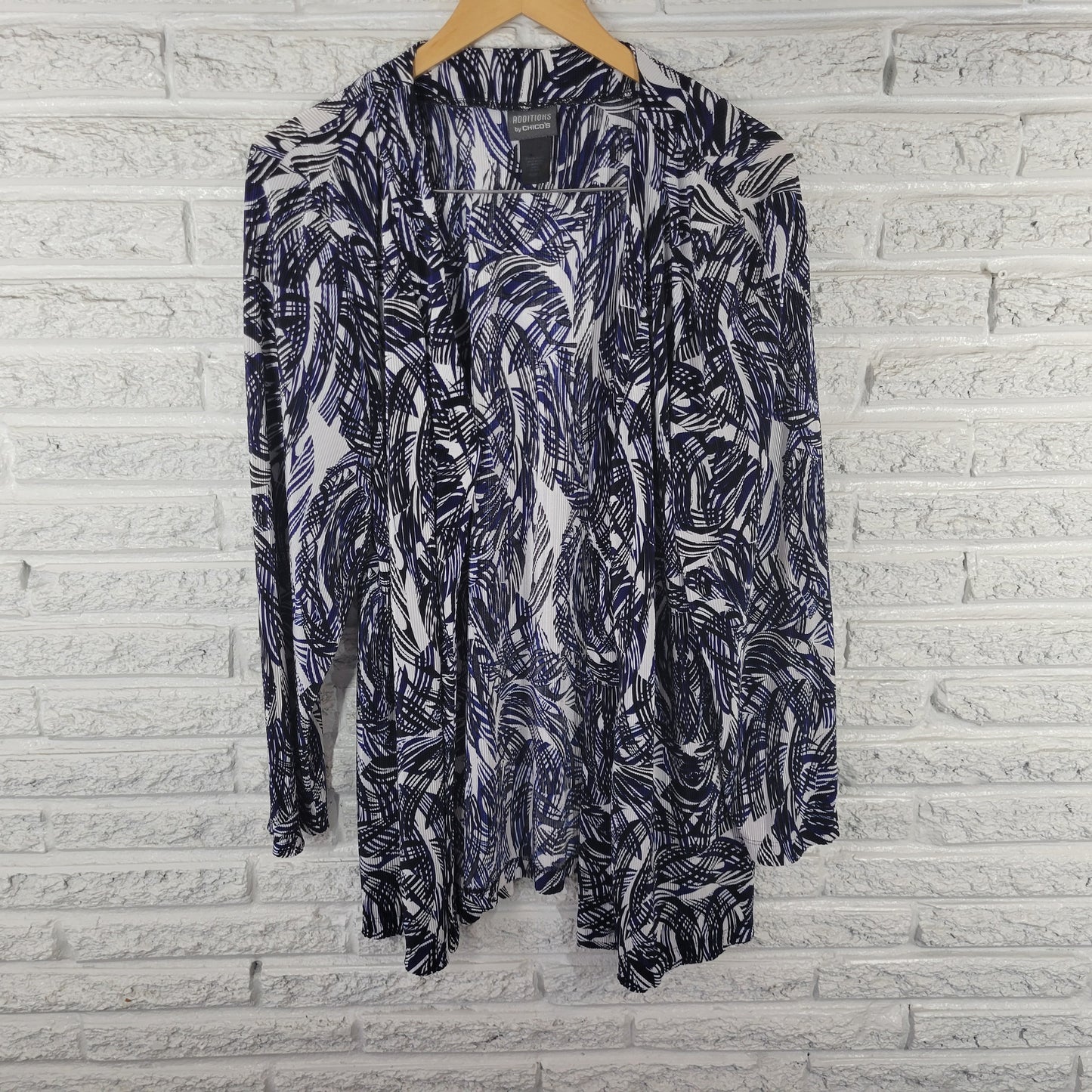 Chico's Additions XL Black Blue Abstract Crinkle Crepe Cardigan GEO287E