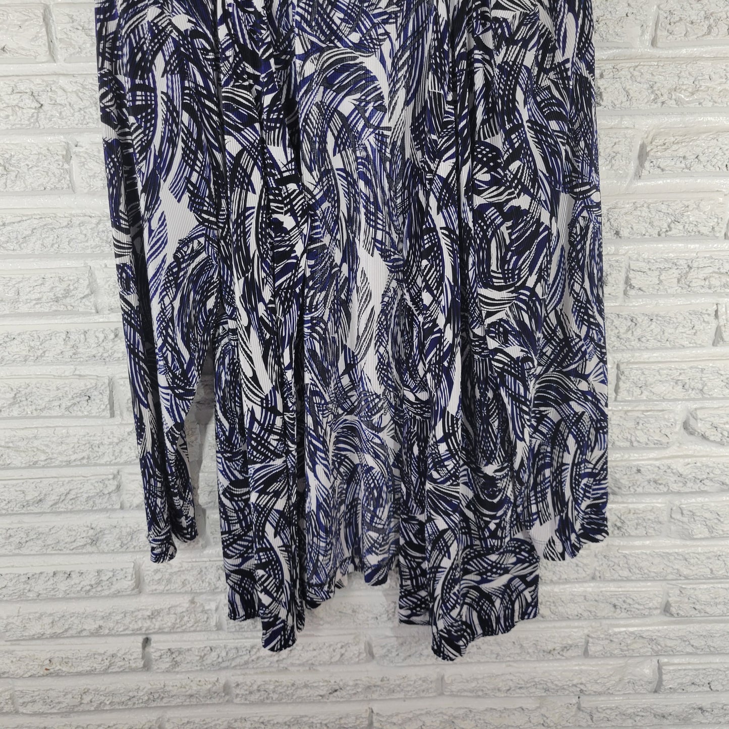 Chico's Additions XL Black Blue Abstract Crinkle Crepe Cardigan GEO287E