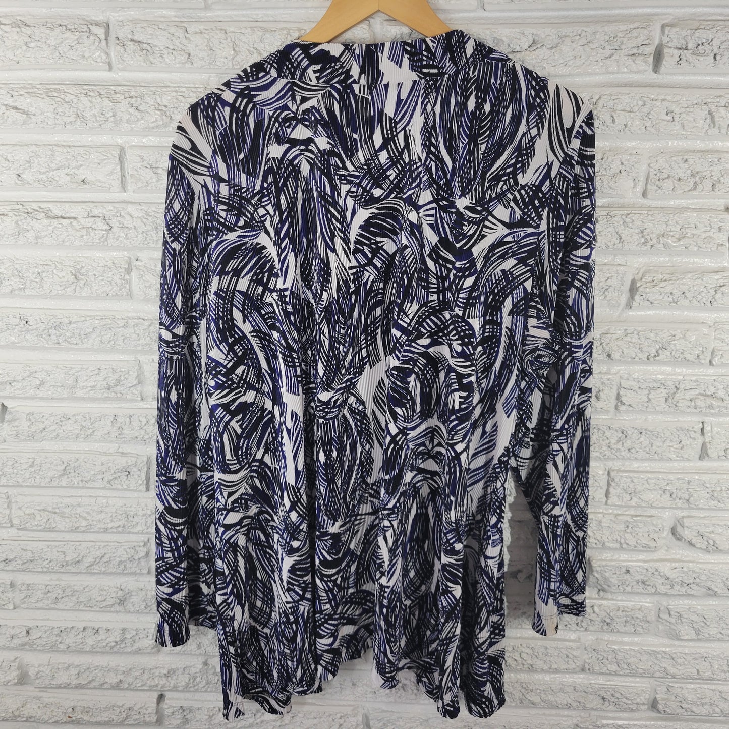 Chico's Additions XL Black Blue Abstract Crinkle Crepe Cardigan GEO287E