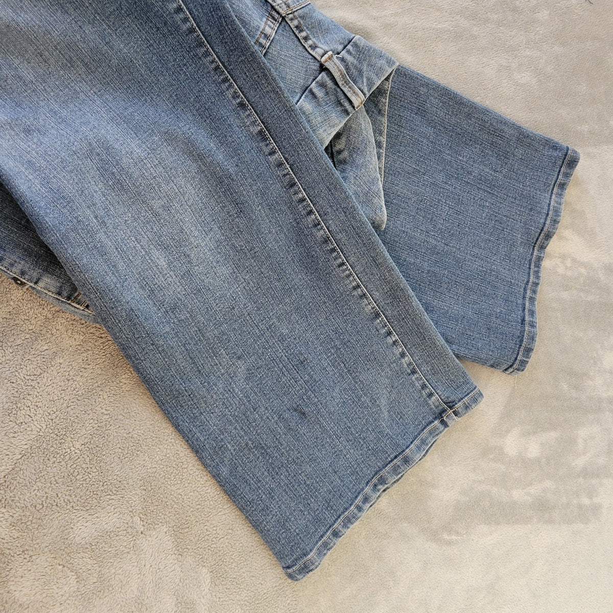 a.n.a Women 24W Jeans Medium Blue Denim Bootcut Elastic Waist Stretch BOO13E
