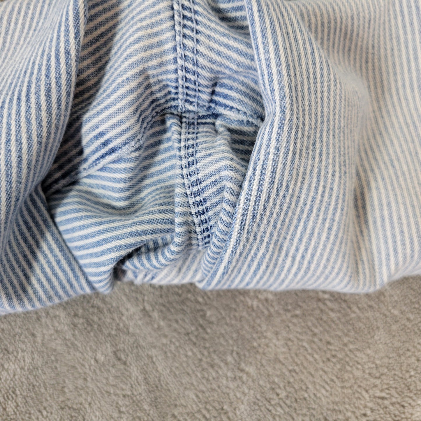 Gloria Vanderbilt Women's 18 Capri Jeans Blue White Striped Stretch STR200E