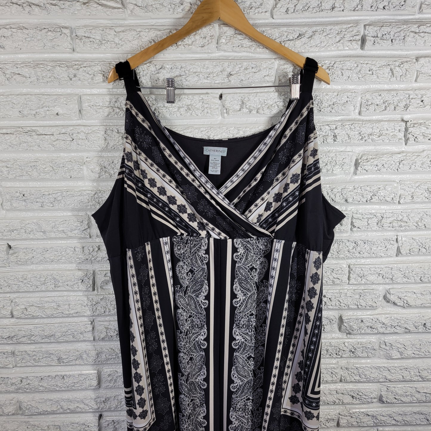 Catherines Womens 5X 34W 36W Plus Dress Black White Paisley Sleeveless PAI16E