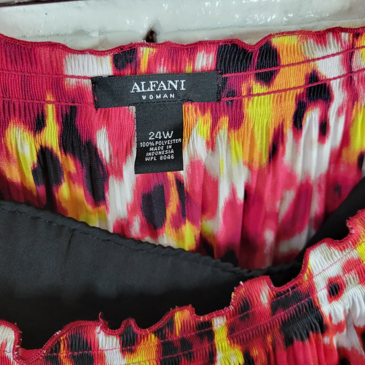 Alfani Womens 24W Plus Red Yellow Blouse Peplum Puff Sleeve Frilly WAT27E
