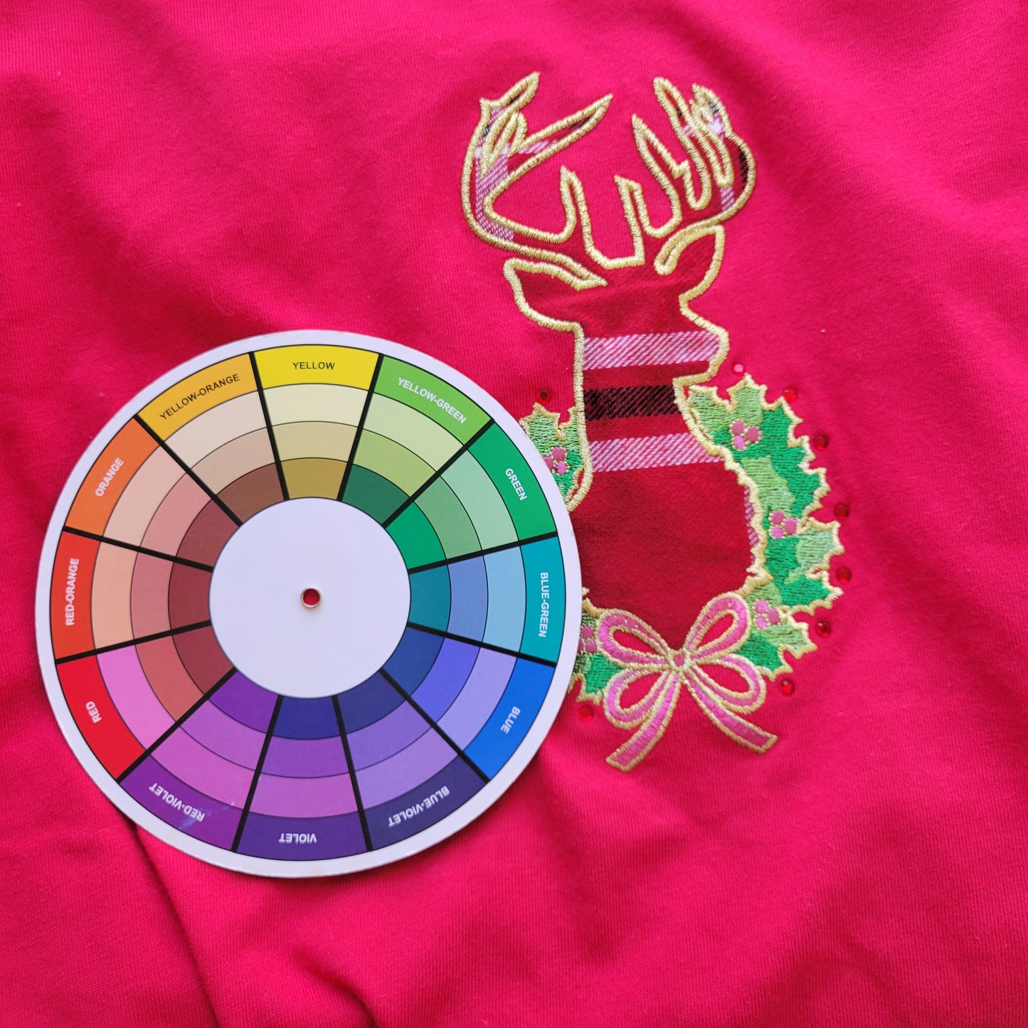 Gloria Vanderbilt Womens XL Christmas Tee Red Reindeer Embroidered RED43E