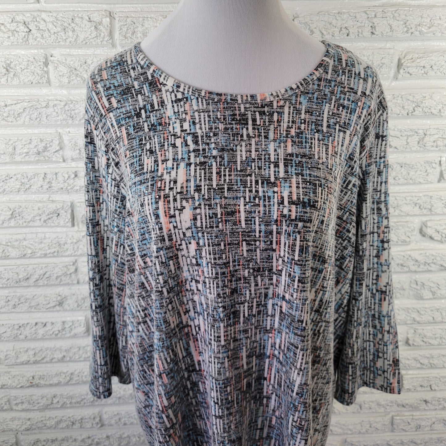 Rebecca Malone Womens 1X Plus Blouse Geometric Studded Faded Look GEO295XE