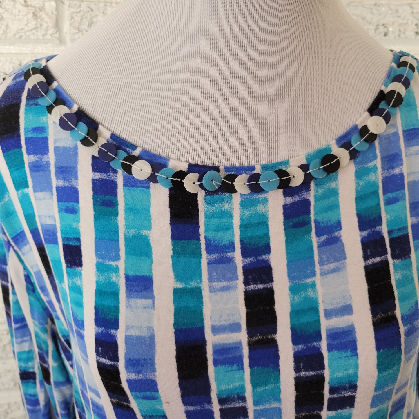 Ruby Rd. Women's XL Top Blue Watercolor Geometric Ruched Beaded GEO295E