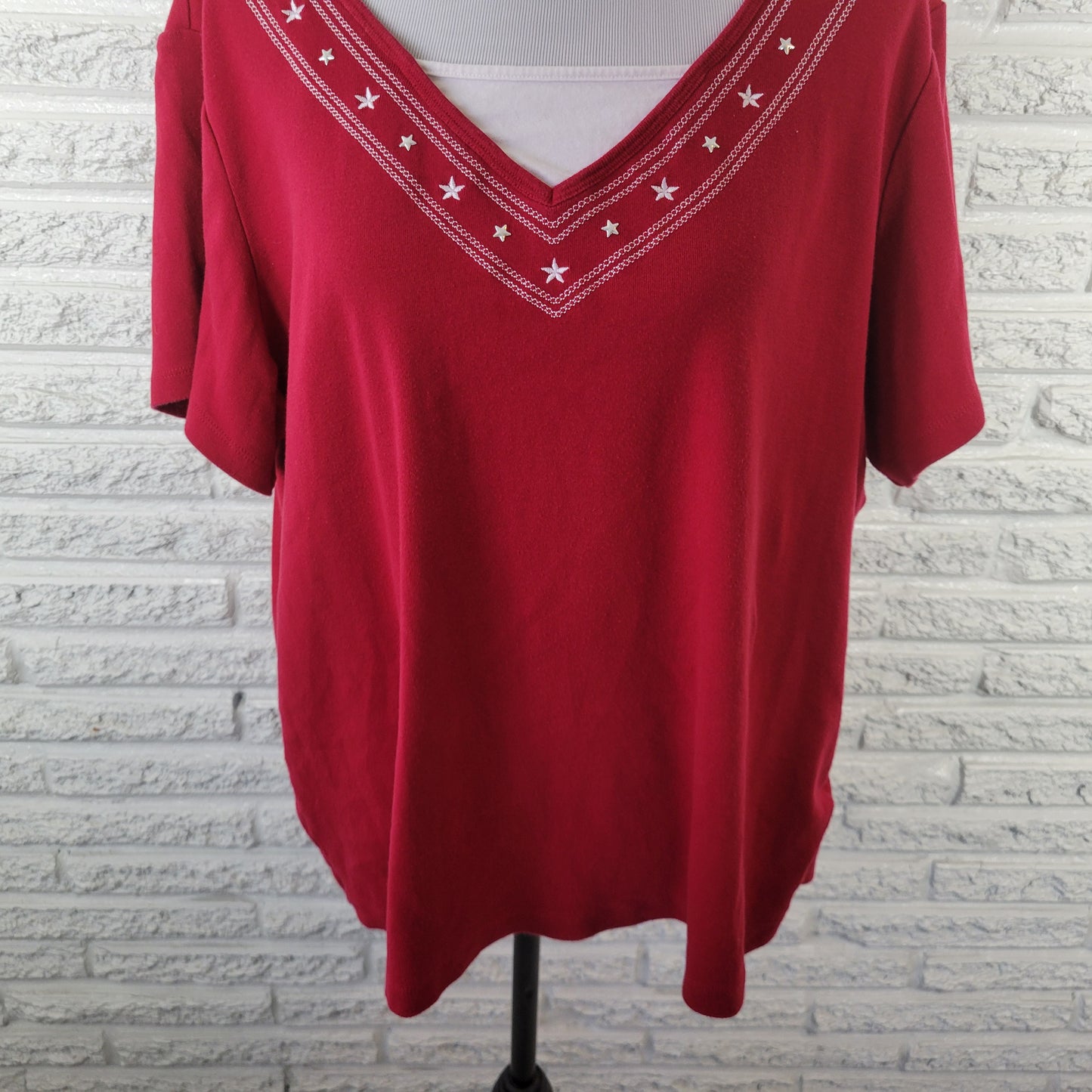 Rebecca Malone Womens 2X Plus Tee Red 100% Cotton Embroidered Stars RED75E
