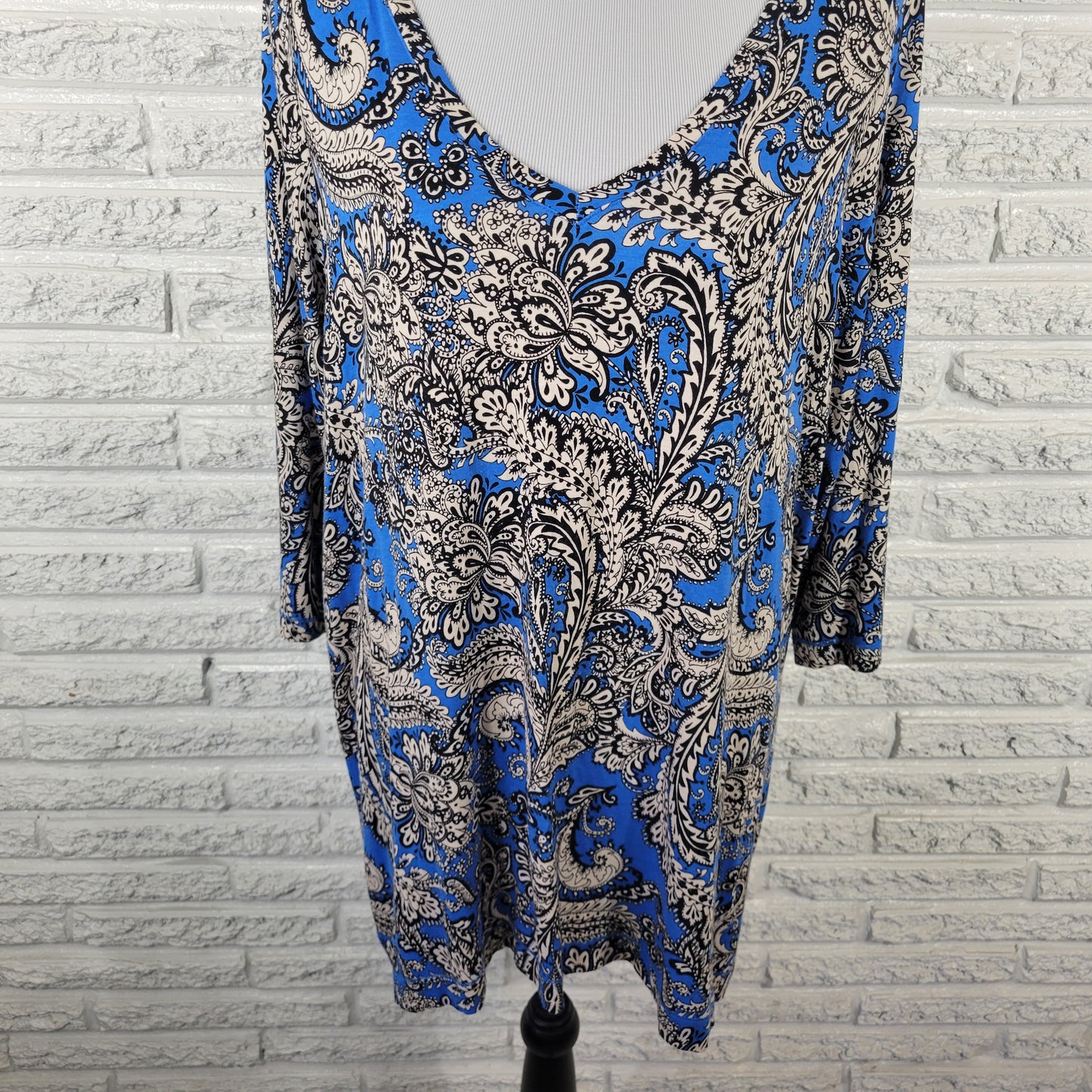 Cynthia Rowley Women's 1X Tunic Top Blue White Paisley Split Back PAI43XE